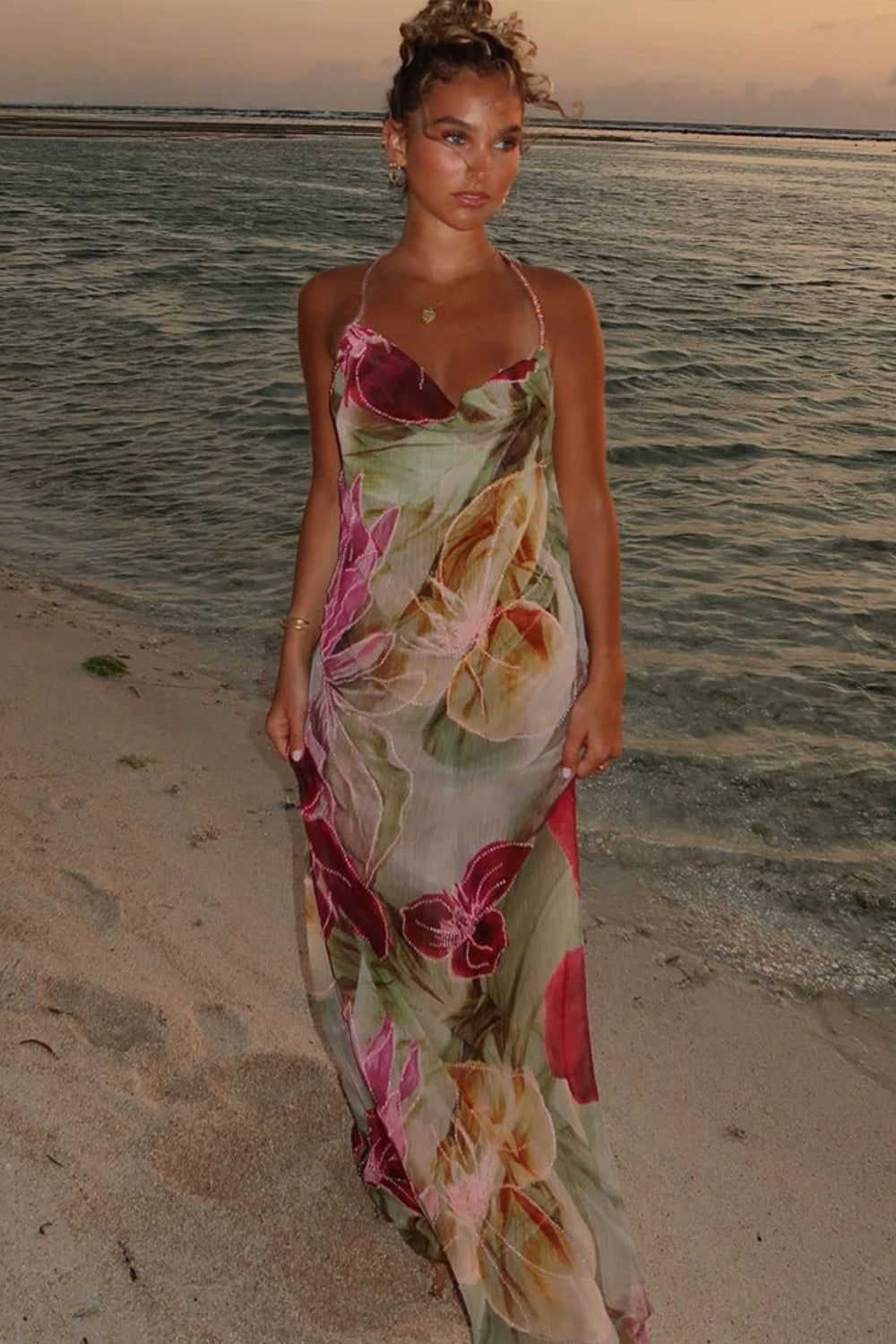 Polyester Printed Backless Cleavage Maxi Dress