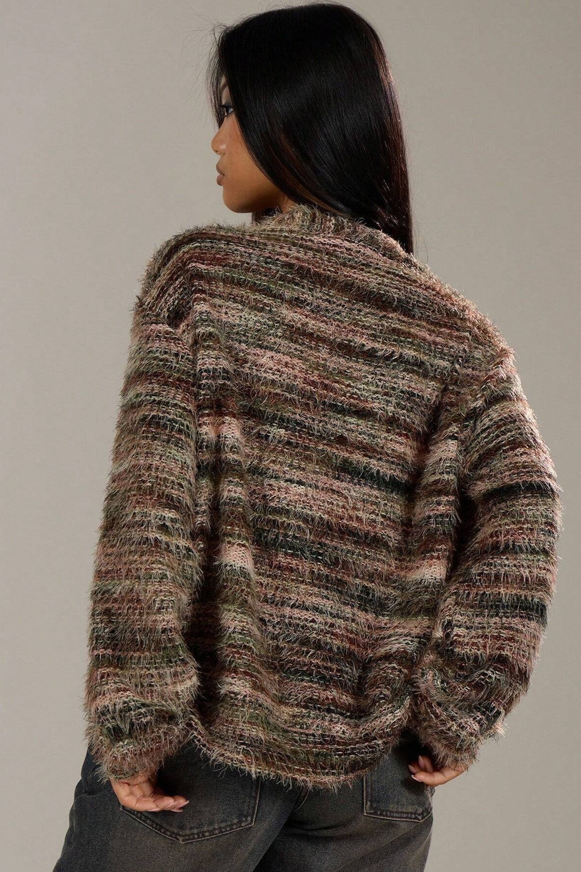 New Retro Fashion Deep V-Neck Maillard Plush Long-Sleeve Knit Cardigan
