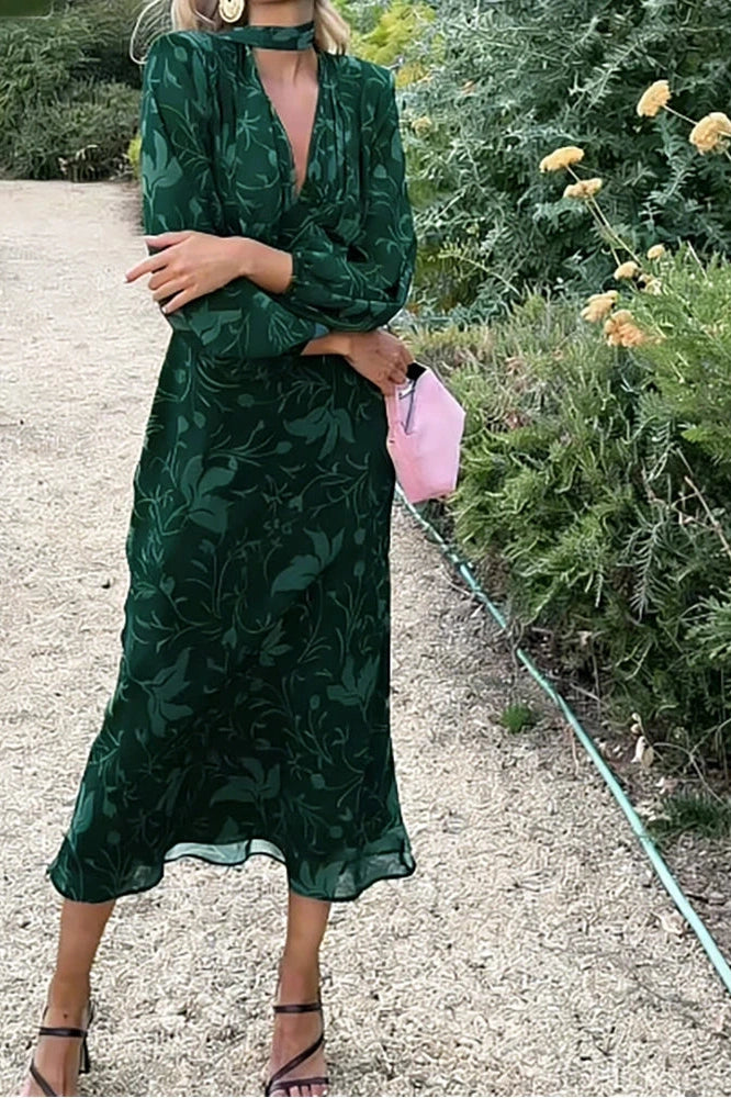 V-Neck Printed Long Sleeve Pleated Slim Midi Dress