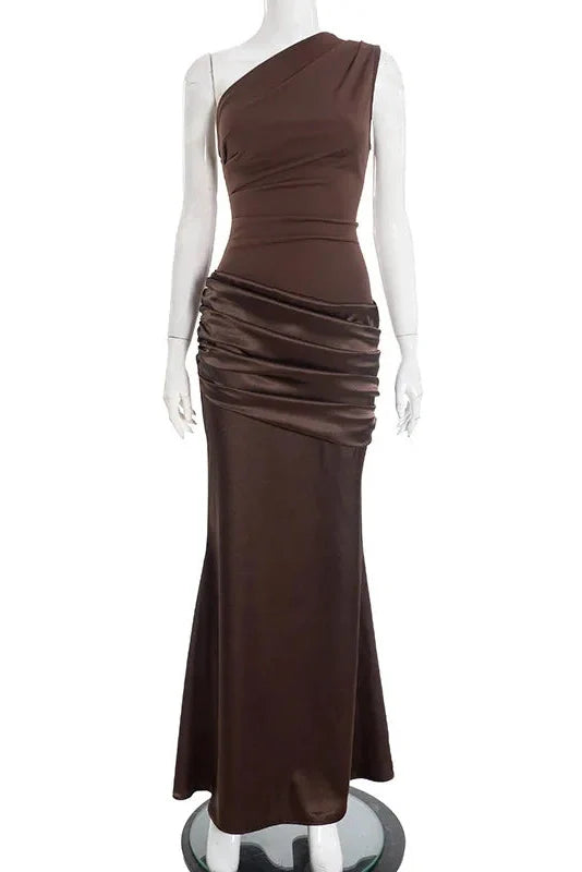 Elegant Pleated One Shoulder Maxi Dress