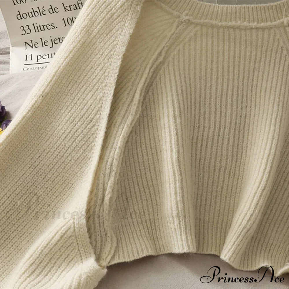 Female Solid Casual Chic Short Knitted Cardigans